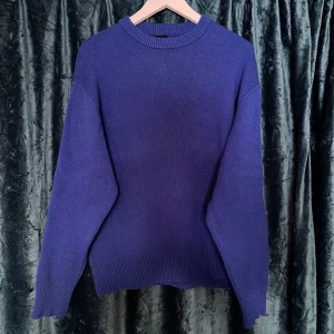 Stickad tröja - Stickad tröja | mörkare blå 🟦| Strl S/M | Inga defekter | fler bilder i pm |