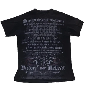 Tapout tisha - En fett tapout t shirt o säljer pga att den ej kommer till användning. Den är i 9/10 skick. Pris kan diskuteras.