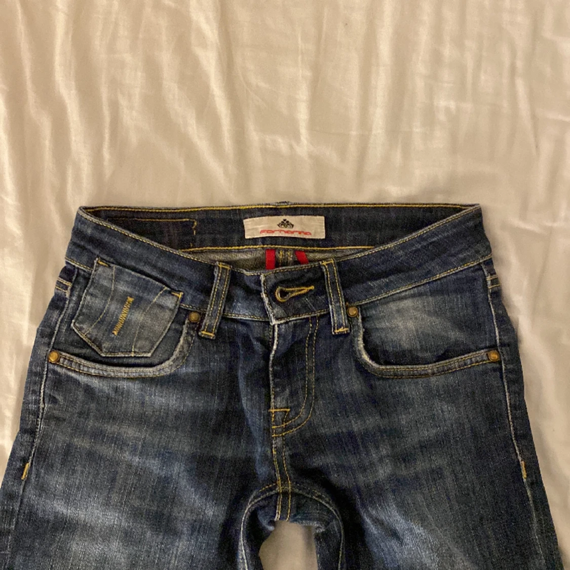 lågmidjade jeans  - 91