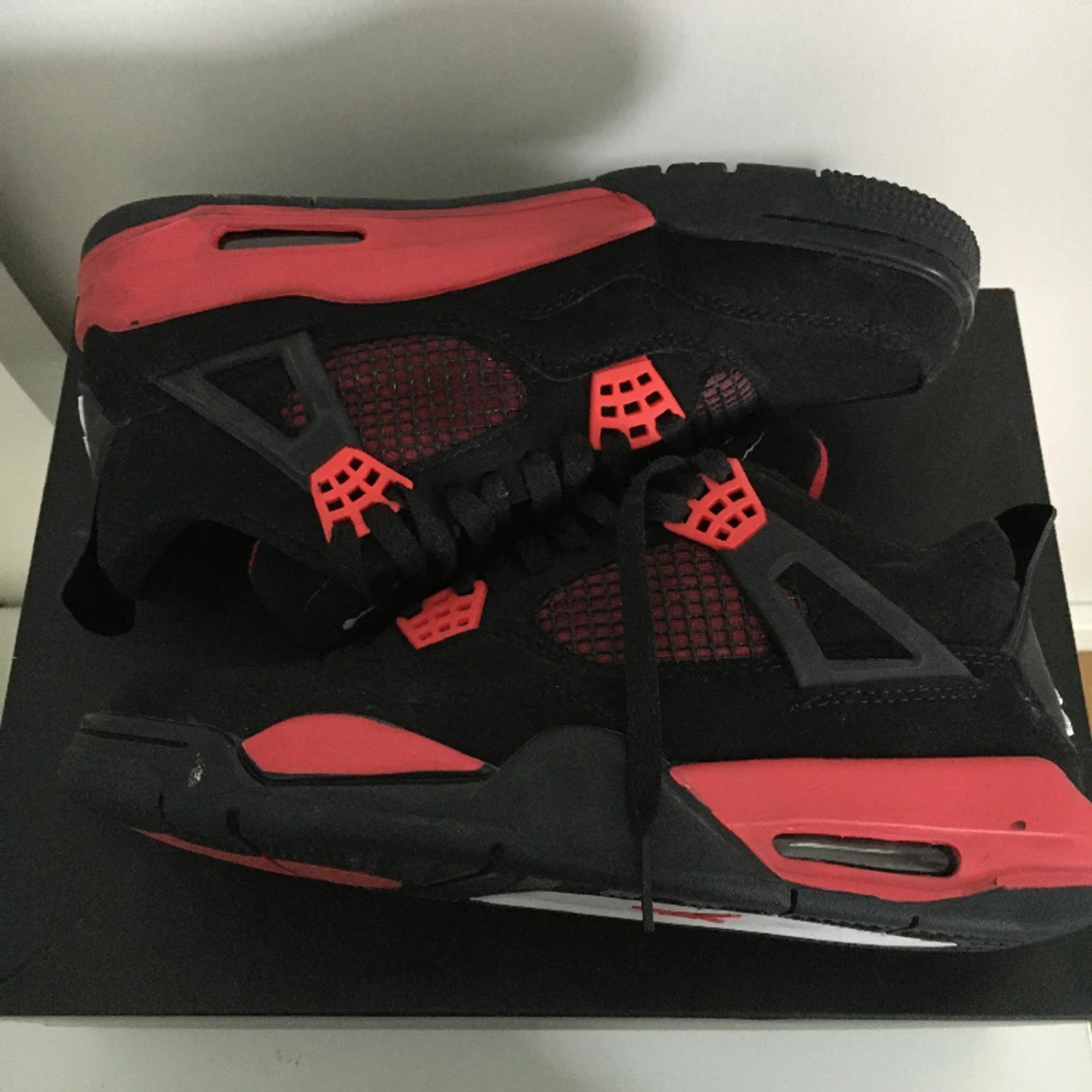 Jordan 4 fire red  - 91