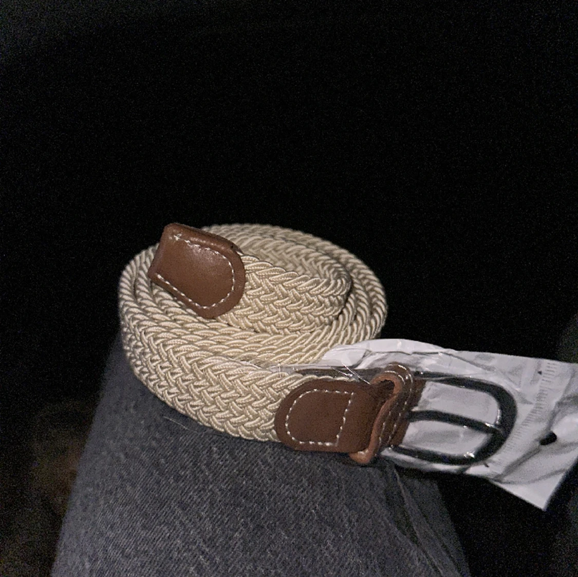 Snygga flätade bälten