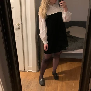 Dress - Dress from & Other Stories. Worn once so in very good condition. Price in store: 1100 SEK.