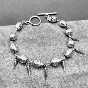 Handgjorda armband  - Handgjort armband. Material- ● rostfritt stål *Armbandslängd: 20cm  