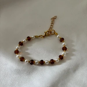 Pärlarmband  - Säljer dessa fina handgjorda pärlarmband 