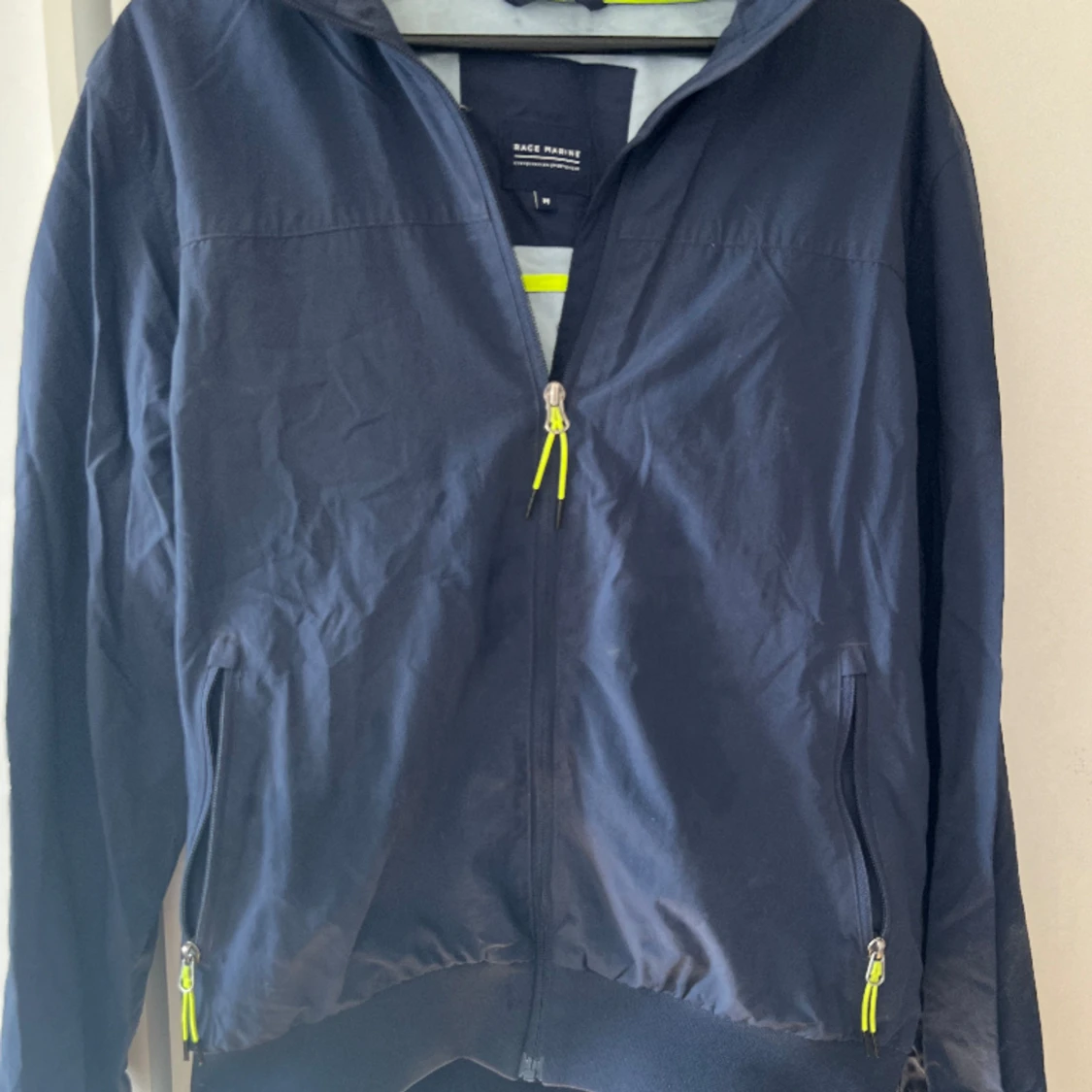 Race marine jacka.  - 90