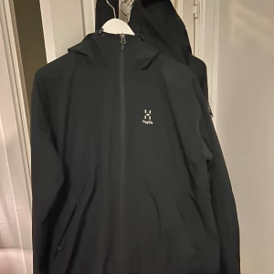Haglöfs jacka - Jackan e använd, men i fint skick, Nypris 1800kr