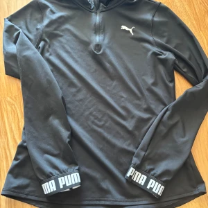 Puma tränings tröja  - Fint sick 
