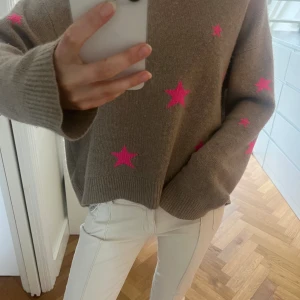 Zadig tröja - Jättefin Zadigtröja som är svårt att få tag på! Fint skick och så så snygg☺️☺️ nypris typ 4000kr