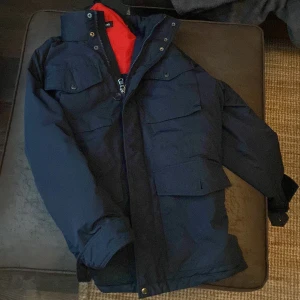 J.Lindberg field jacket  - Säljer nu denna skitsnygga vårjacka!