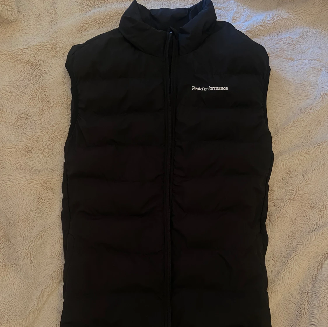 PeakPerformance Vest