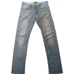 Bomerang jeans storlek 33/32 bra skick passar utmärkt till vår/sommaren