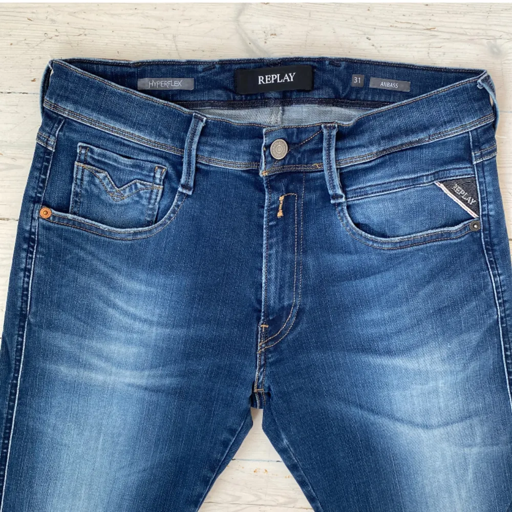 Jävligt najs Replay Anbass Hyperflex jeans i nyskick!! 🙌 skriv vid fråga 👍 🔥 . Jeans & Byxor.