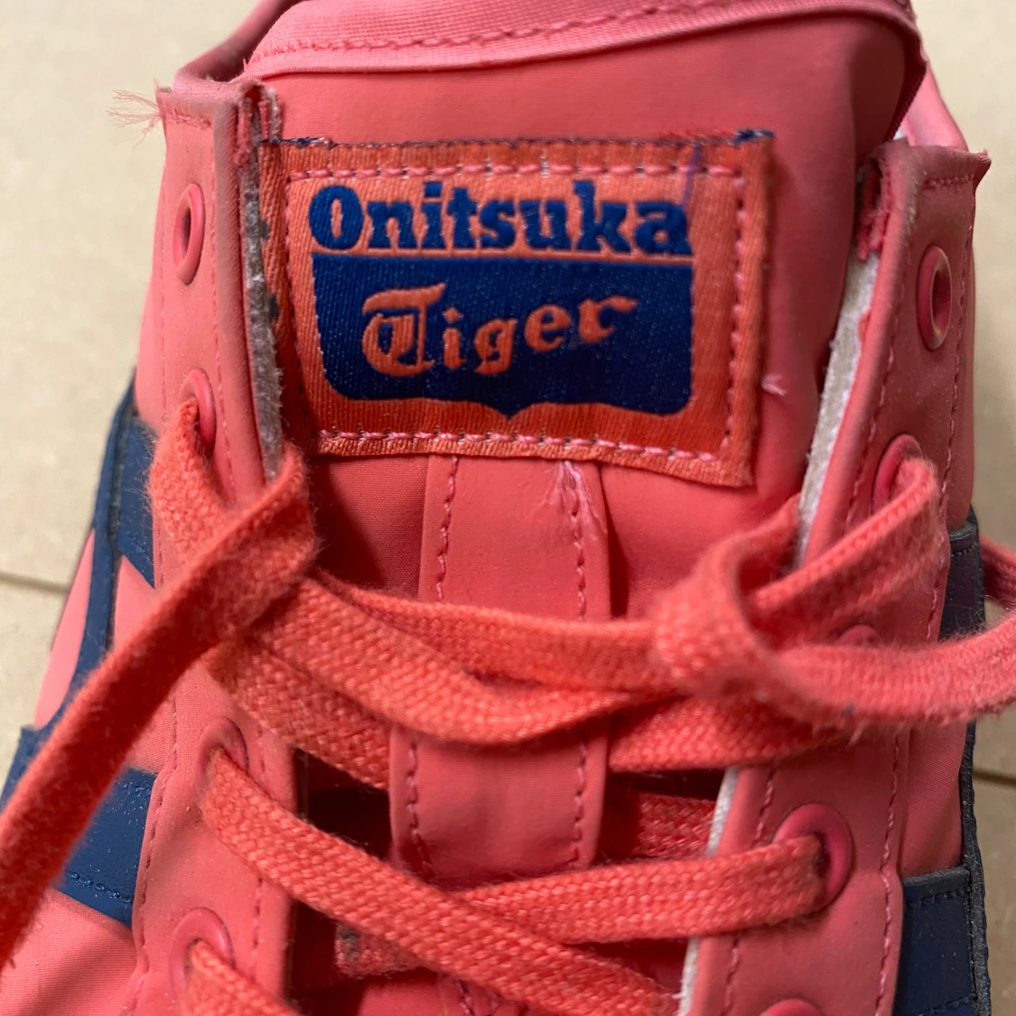Onitsuka Tiger Sneakers - 92