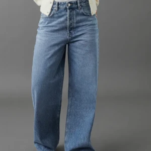 Baggy jeans  - Storlek 38, använd en gång