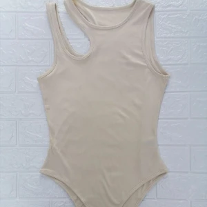 Body - Beige body i stl L, endast testad!