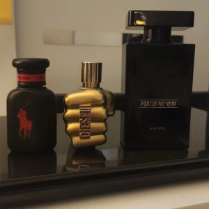 Polo, diesel och en super parfym av dolce gabane the one - Säljer alla dessa parfymer för ett paket pris. Diesel innehåller ungefär 80% kvar, polo samma ungefär. Portofino är nästintill full och luktar identiskt till orginalet. (kan även byta om det är rimligt och rättvist)