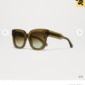 Chimi 08  - Chimi 08 i färgen grön, knappt använda därav i nyskick. Köpta för 1350. Skriv för egna bilder. 