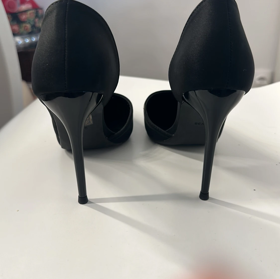 Högklackade skor  - 92