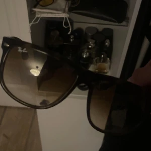 Ray ban boyfriend  - Fint skick  Killmodell  Följer med påse och box 