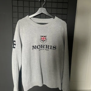Morris tröja  - Snygg Morris tröja. Använd 1 gång och använder sällan så säljer den vidare. Hör av dig vid funderingar och frågor.👍