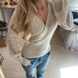 Tröja - SUPER snygg tröja i jätte bra kvalitet!! Mohair i den❣️❣️
