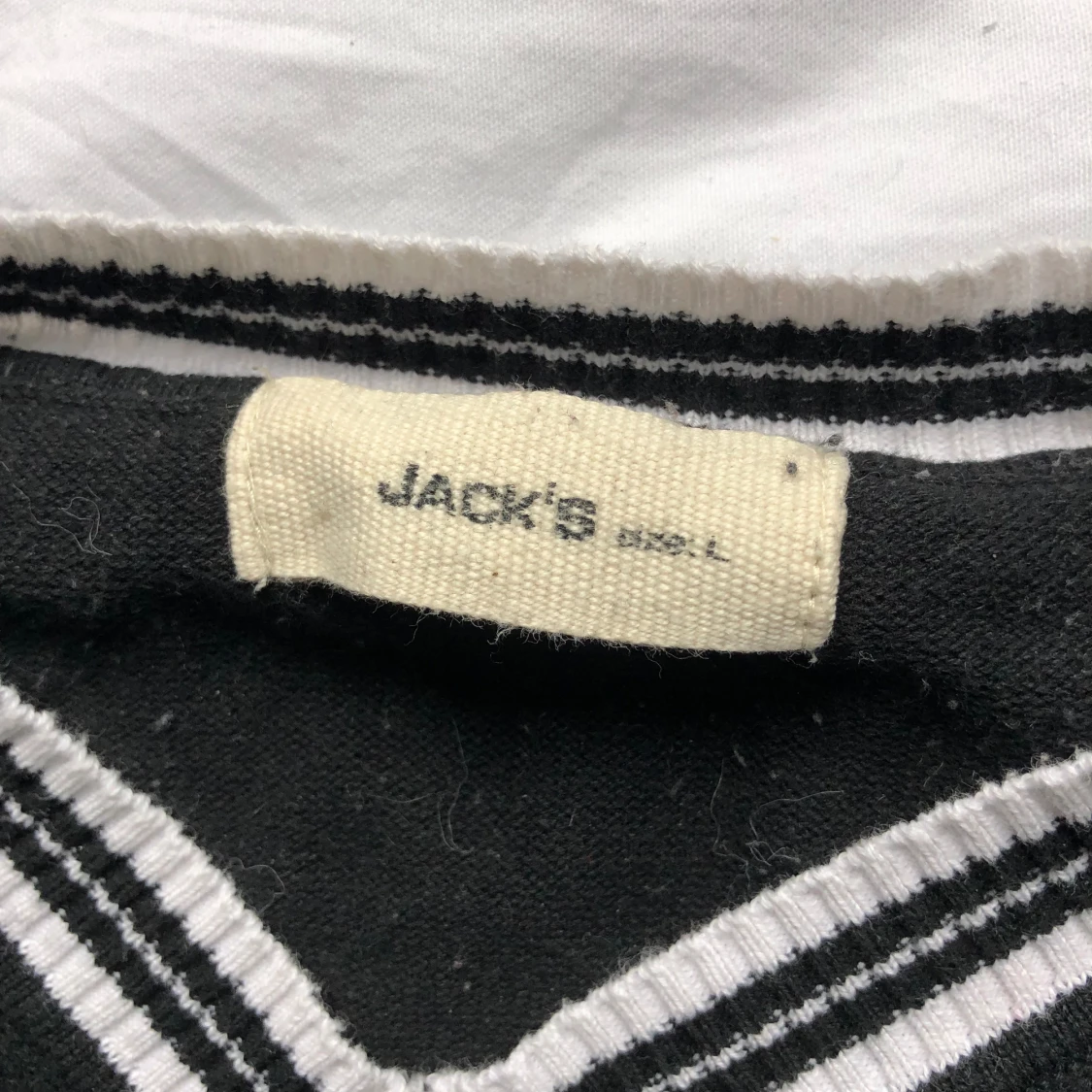 Snygg svart sweatshirt - 1