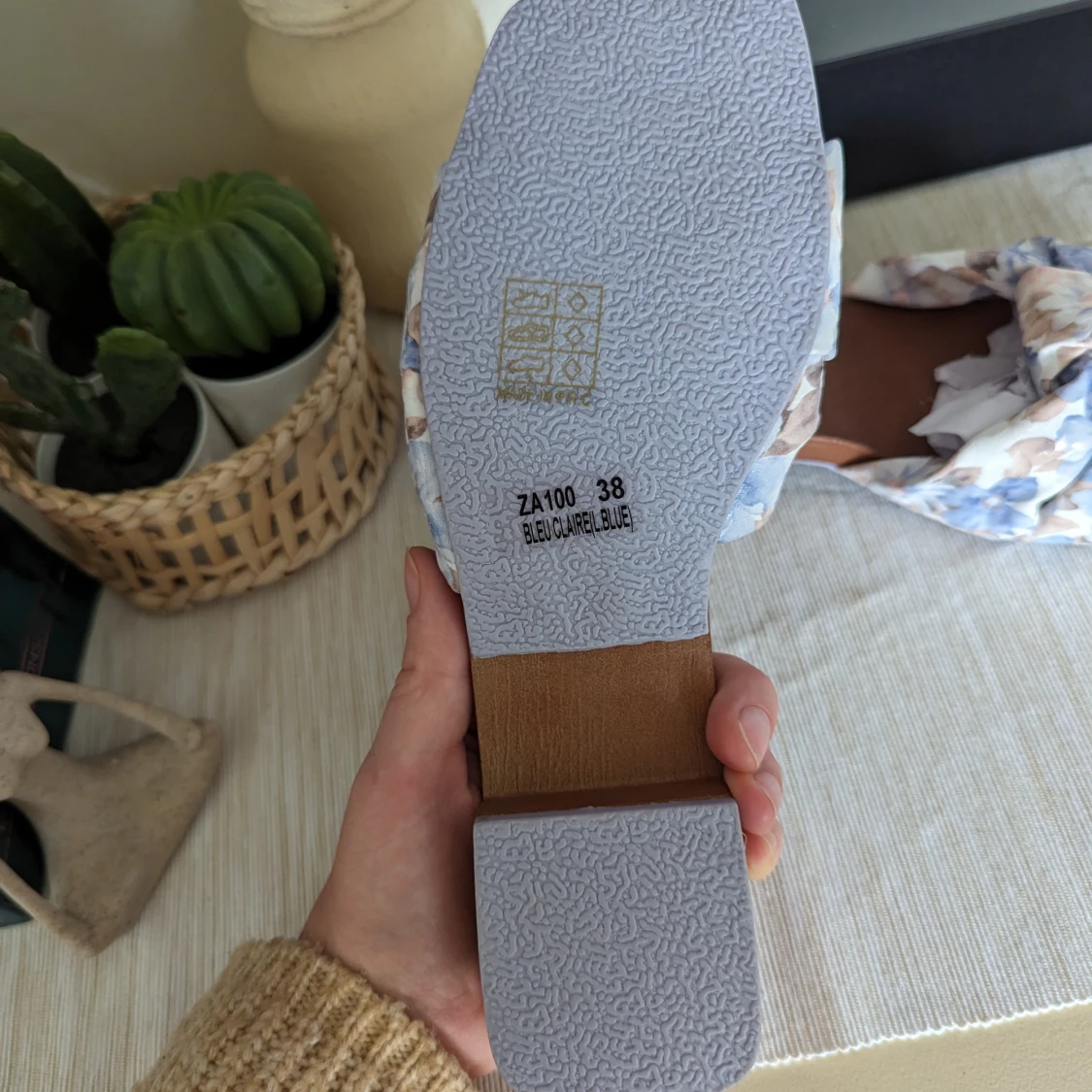 Helt nya skor!  - 93