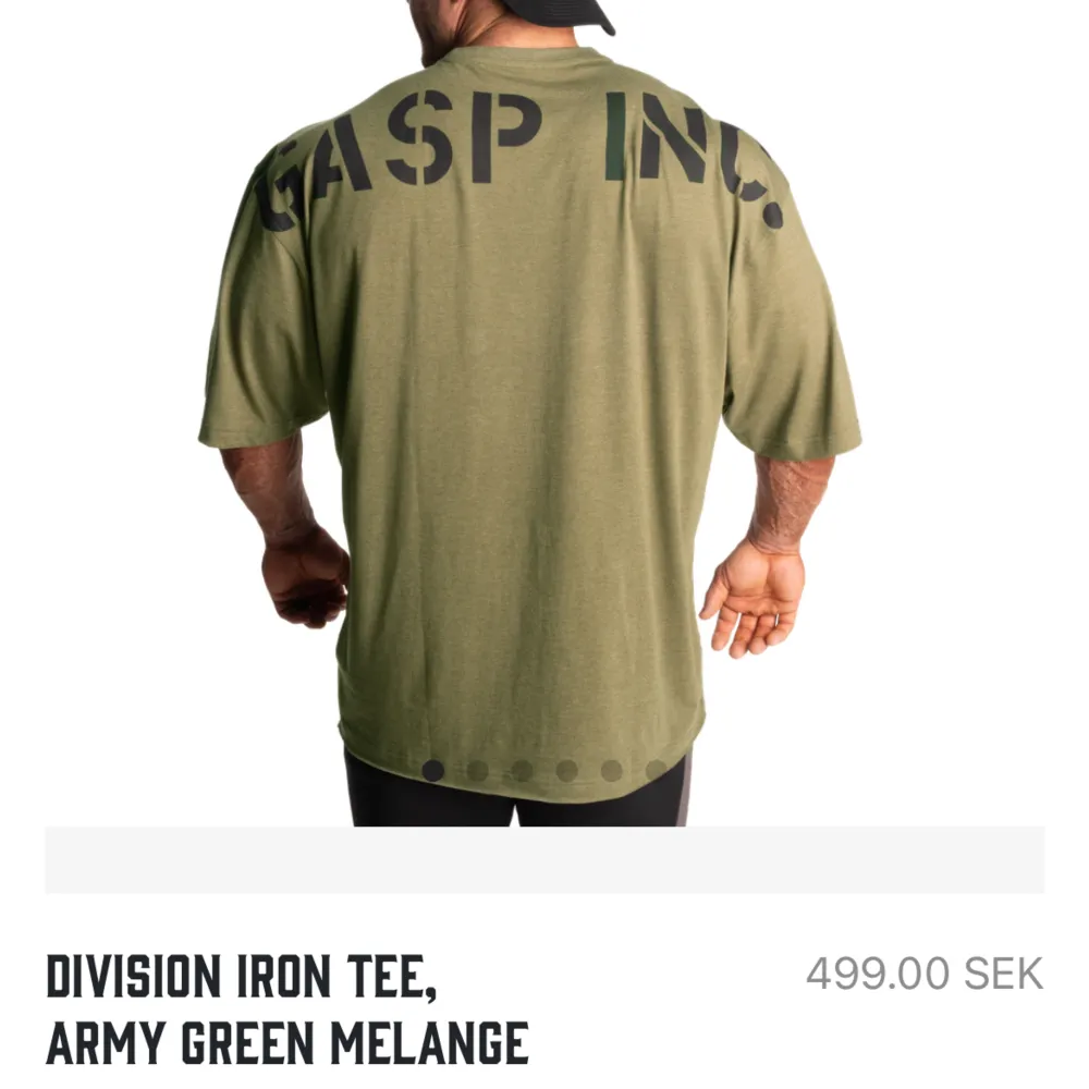 Gasp tröja som säljs pågrund av för stor 😭endast använd en gång original pris är 499kr säljs för 350kr . Sport & träning.