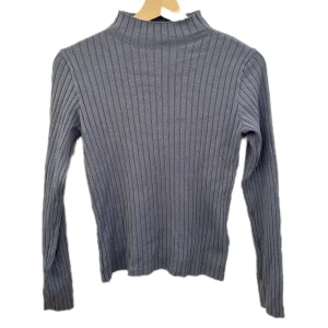 Topp från Nakd - Bra skick