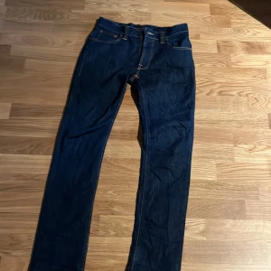 Säljer mina Nudie jeans - Tja säljer dessa jeans för de kommer inte till användning. De är mycket fina och inga deflektioner. Skriv vid funderingar.