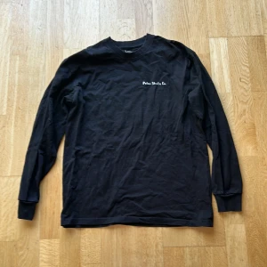 Polar lång tisha med coolt tryck på ryggen  - #skate #polar