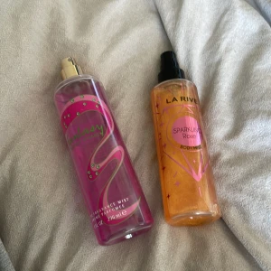 Parfym - Två parfymer jag inte använder längre ungefär 75% kvar av la rive 60% kvar av britney spears parfymen kvar, 60kr för Britney Spears parfymen la rive parfymen 20kr🩷