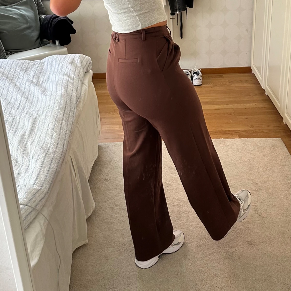 Bruna kostymbyxor  - 90