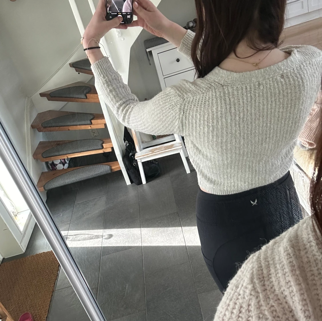 Beige stickad tröja  - 90