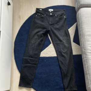 Calvin Klein jeans - Köpte den nyligen men passade inte mig