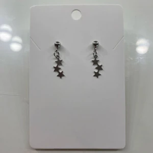 Starline silver - Ett par örhängen som är handgjorda i rostfritt stål💕