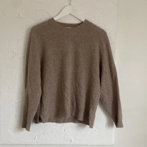 Stickad tröja - En så skön stickad tröja från Carin Wester.