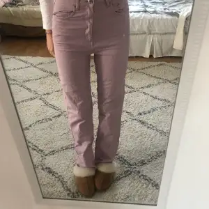 Rosa straight jeans💕