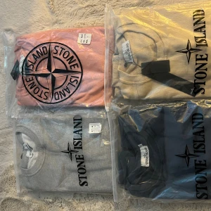 Stone island  - Säljer dessa då ingen passar 