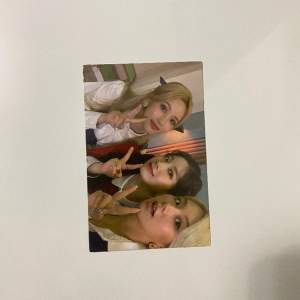officiell mina dahyun chaeyoung eyes wide open photocard :)
