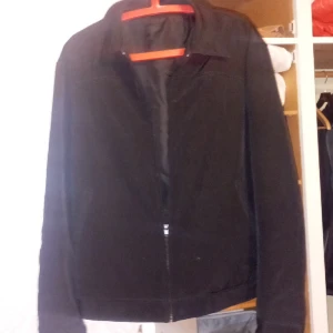 Jacka Ny Conwell 52 - Riktigt snygg jacka.. i perfekt skick