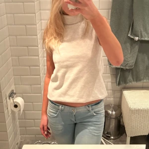 Stickad polotopp - Från zara, oanvänd 