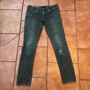 Gina tricot jeans - Skinny jeans från Gina jeans fint skick storlek 28/32  150kr eller bud