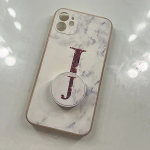 Mobilskal iPhone 11 - Den är i bra skick