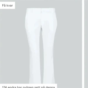 Bik bok kostymbyxor  - Supersnygga lågmidjade kostymbyxor från Bikbok som tyvärr är för små för mig endast testade. Skulle gärna byta med någon som har samma i storlek 38 eller 40. Annars är det bara och köpa🌸 dom sitter bra i längden på mig som är ca 170cm