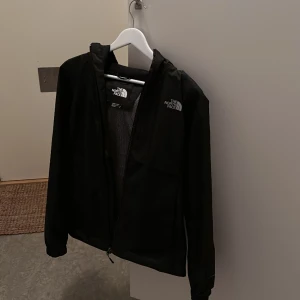 The North Face - Säljer denna då den knappt har kommit till användning😇
