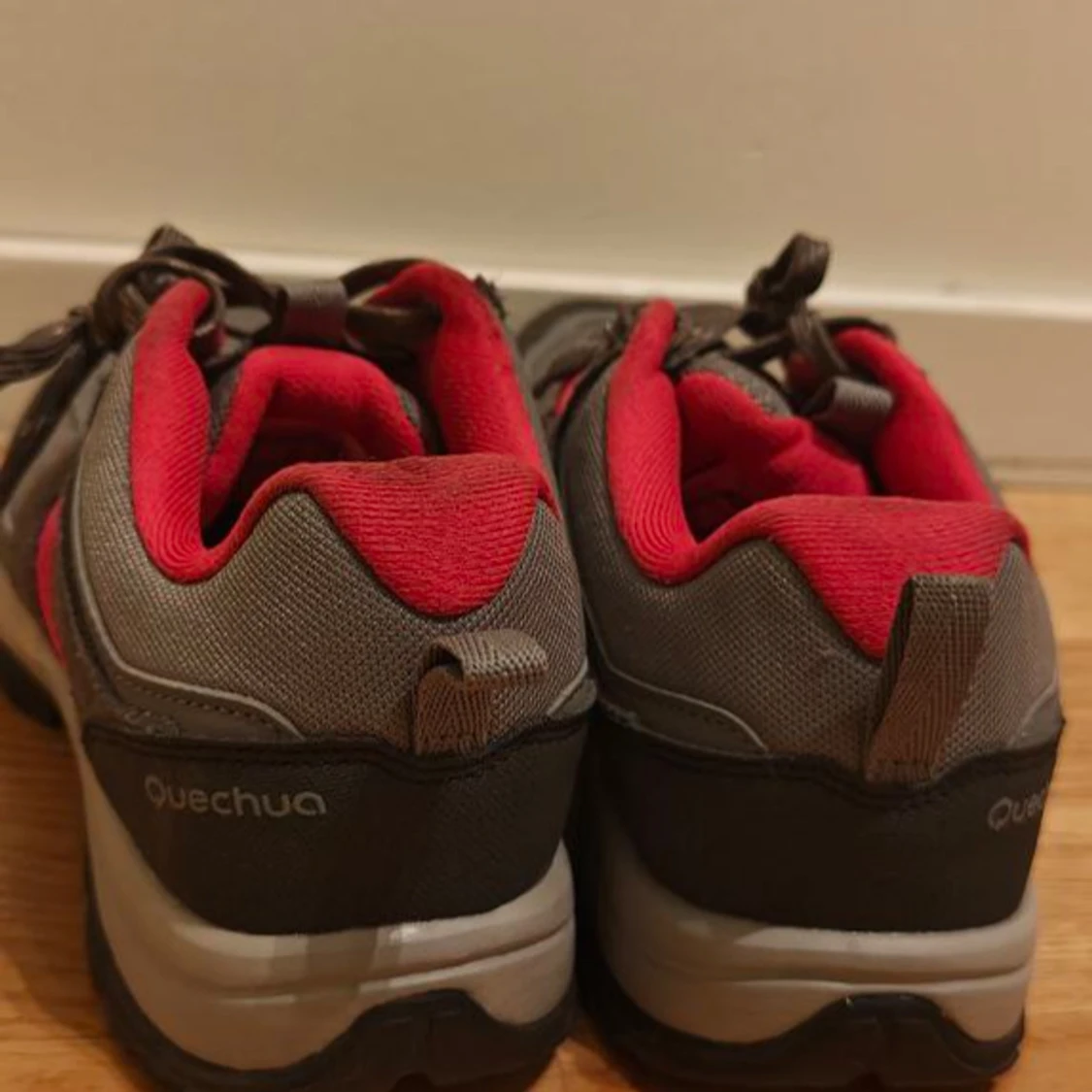 Quechua hiking shoes - new - 91
