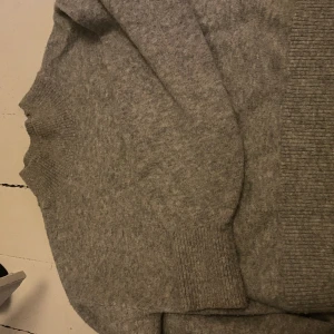 Other Stories - Köpte för 799 Säljer för 299. Sparsamt använd och i fint skick!  Storlek ca- passar upp till M