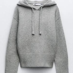 Zara tröja - Tröja från zara som är slutsåld, endast andvänd en gång.