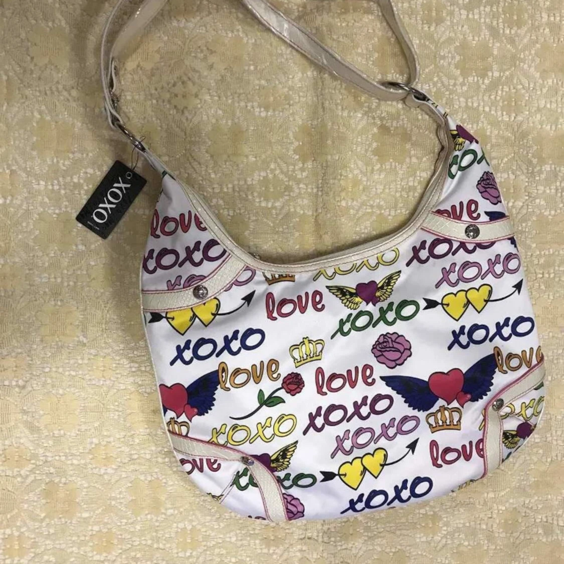 XOXO hand / Axel Väska  